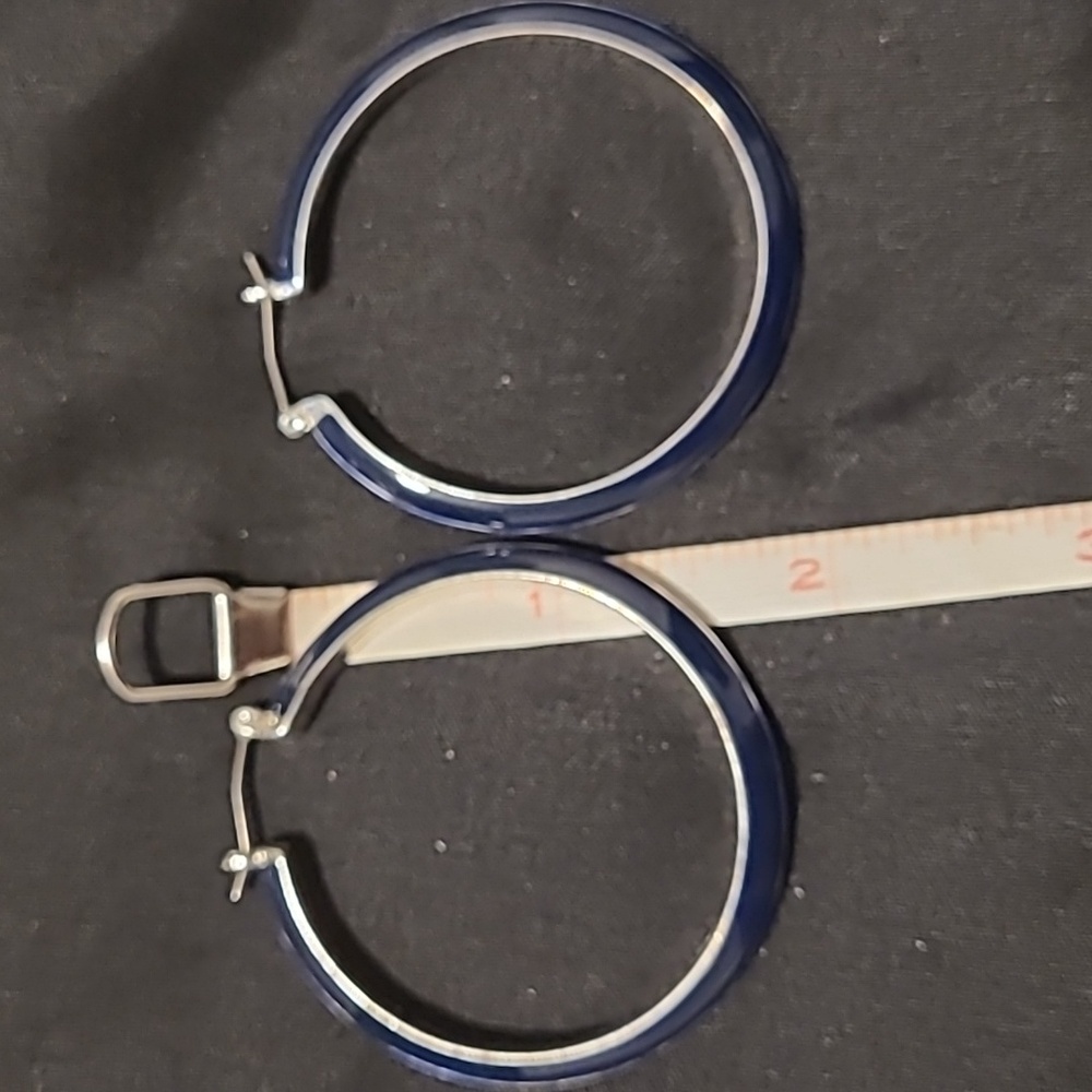 🛍10 for $20 🛍 Navy blue hoop earrings